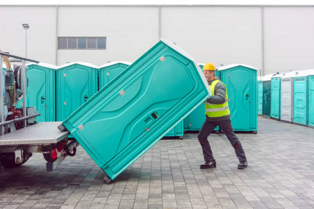 Best Affordable portable toilet rental  in Moline, IL